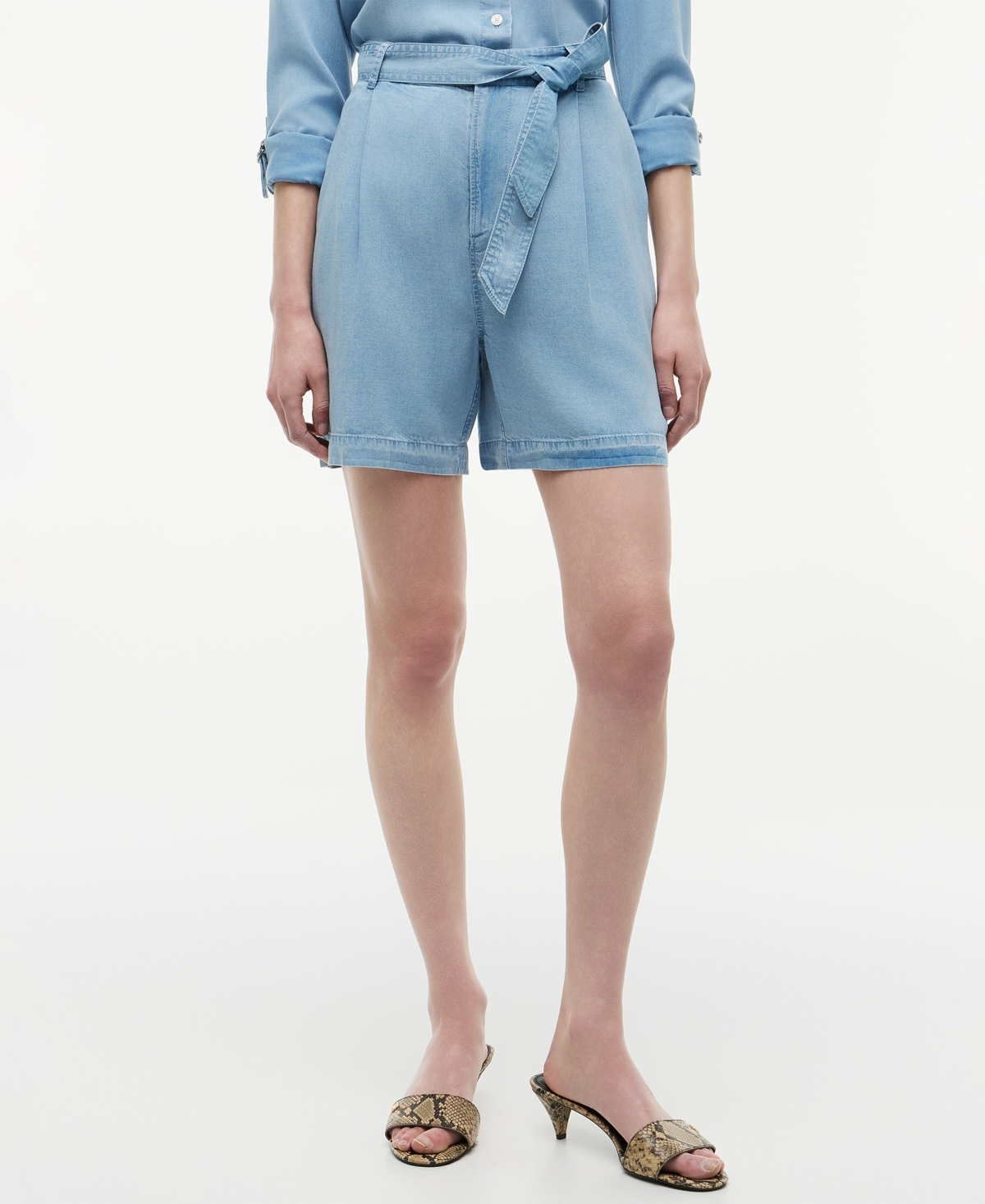 Tommy Hilfiger Women’s Chambray Straight Shorts – Chambray